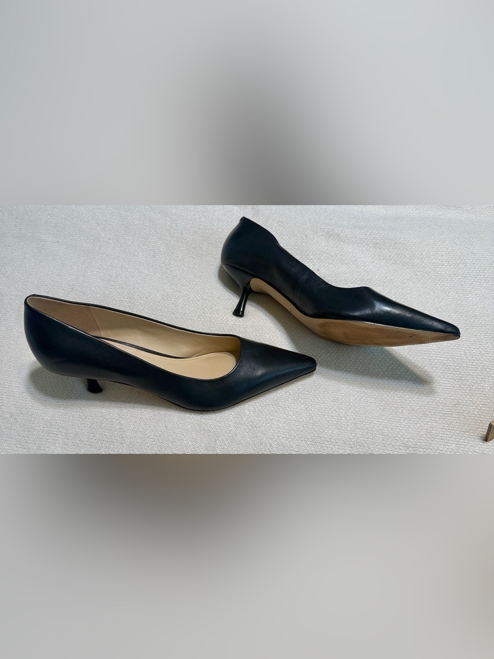 Marc Fisher Black Pointed-Toe Mid-Kitten Heel Pumps
